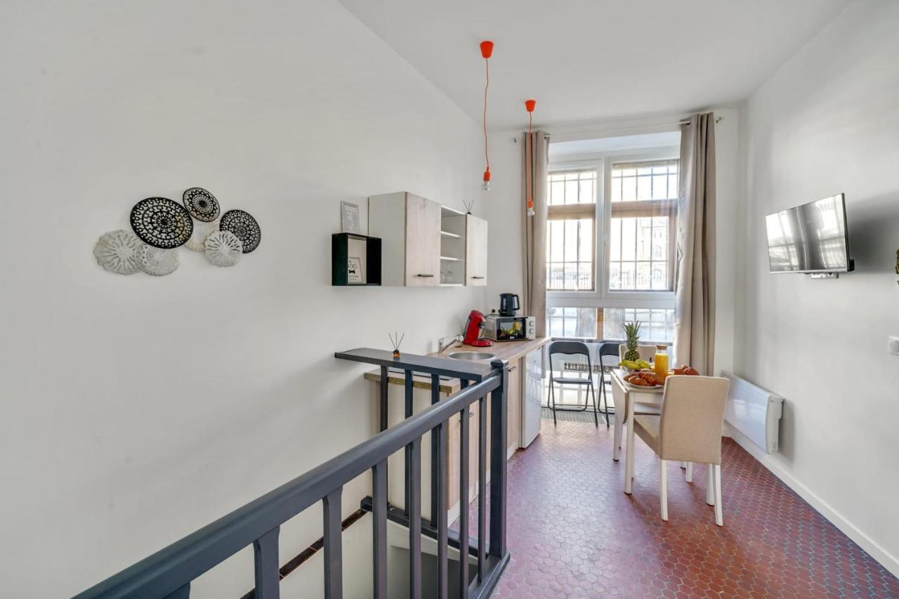 Loft In Heart Of Paris Moulin Rouge Apartment Exterior photo